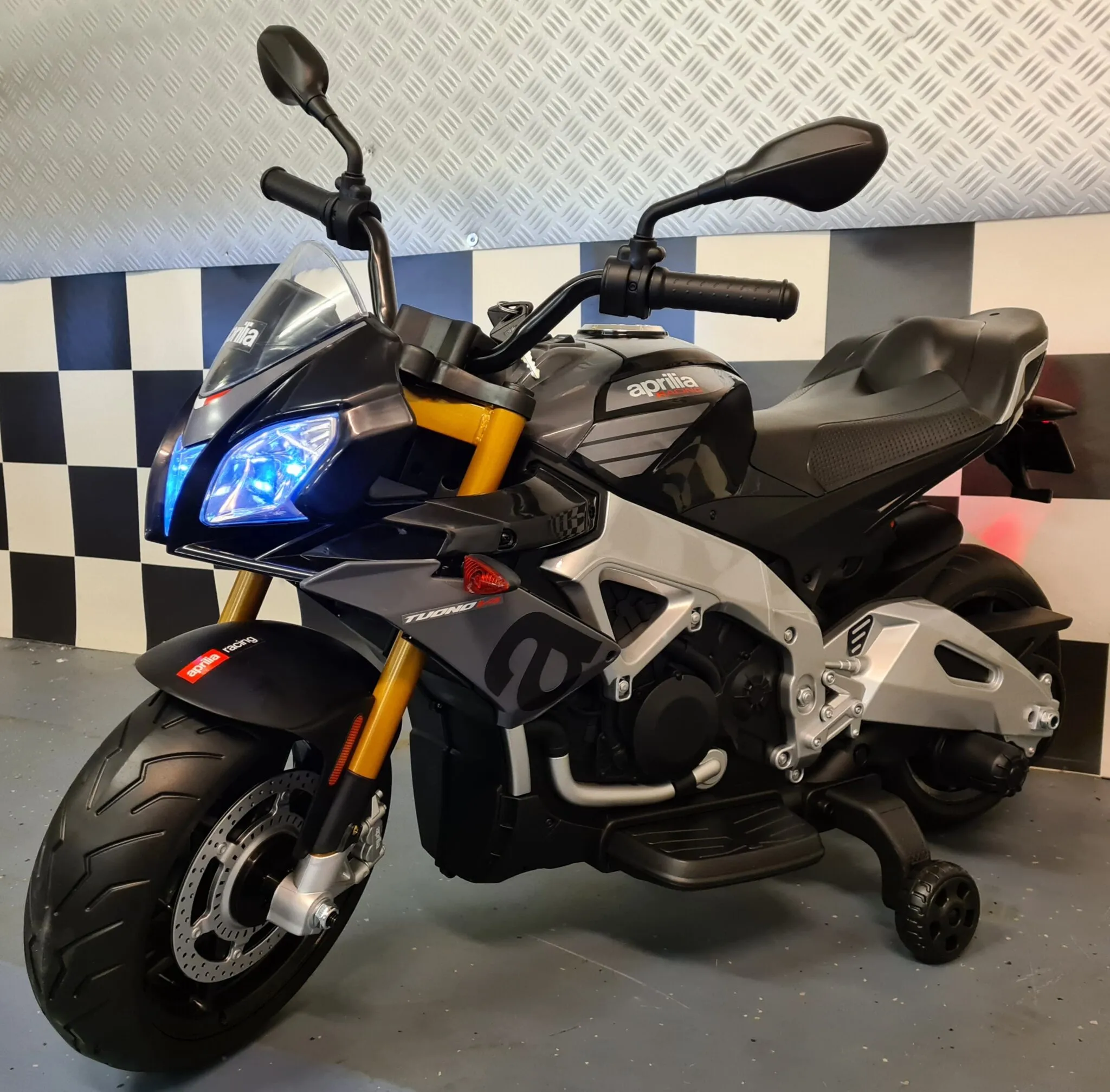 Moto Eléctrica Infantil Aprilia Tuono V4, 12v, Negro, RUEDAS GOMA - INDA93-TUONOBLACK